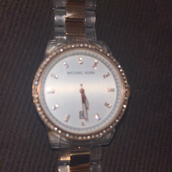 Michael Kors rose gold watch - Picture 6 of 6